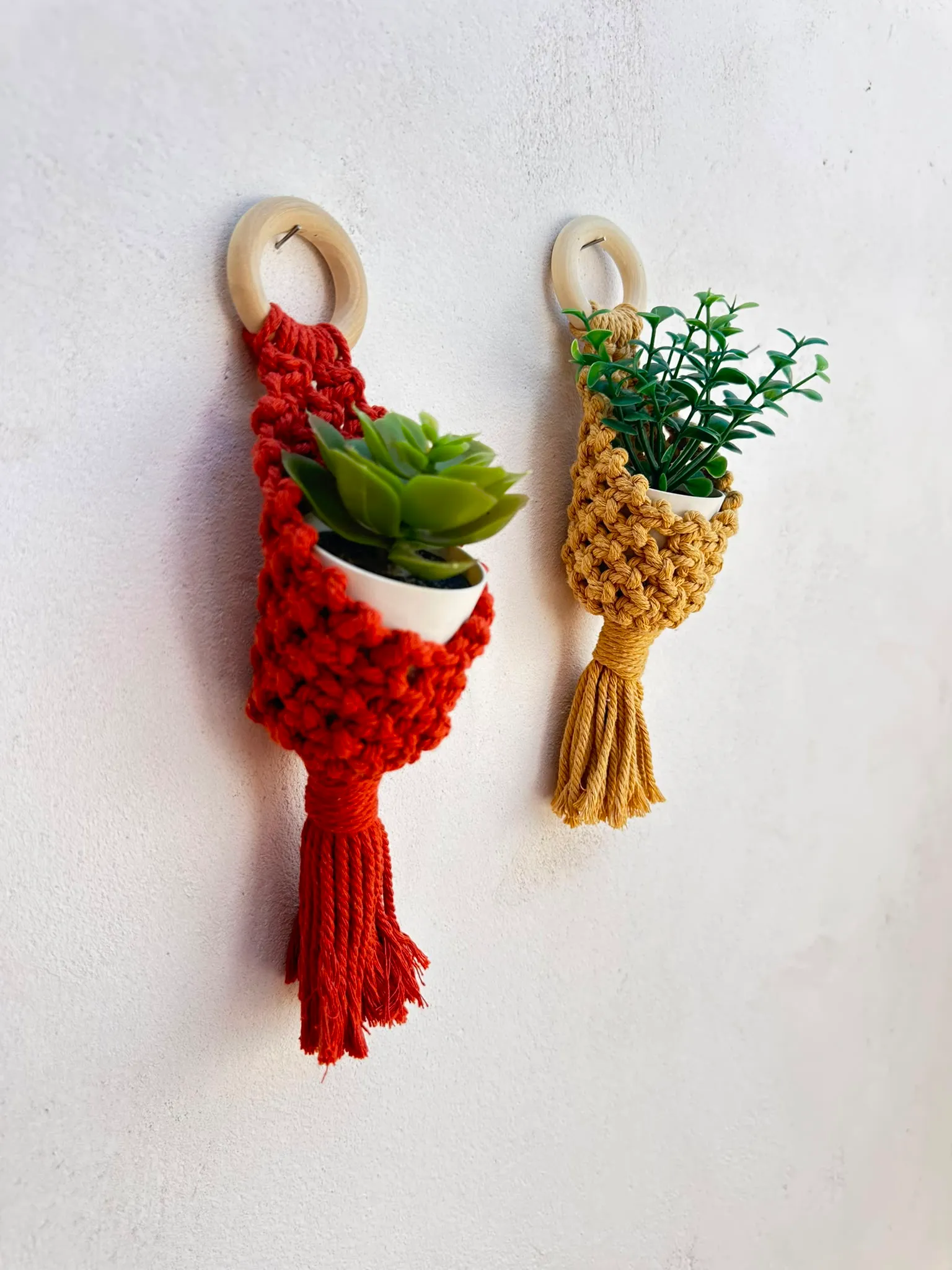 Porte plante en macramé