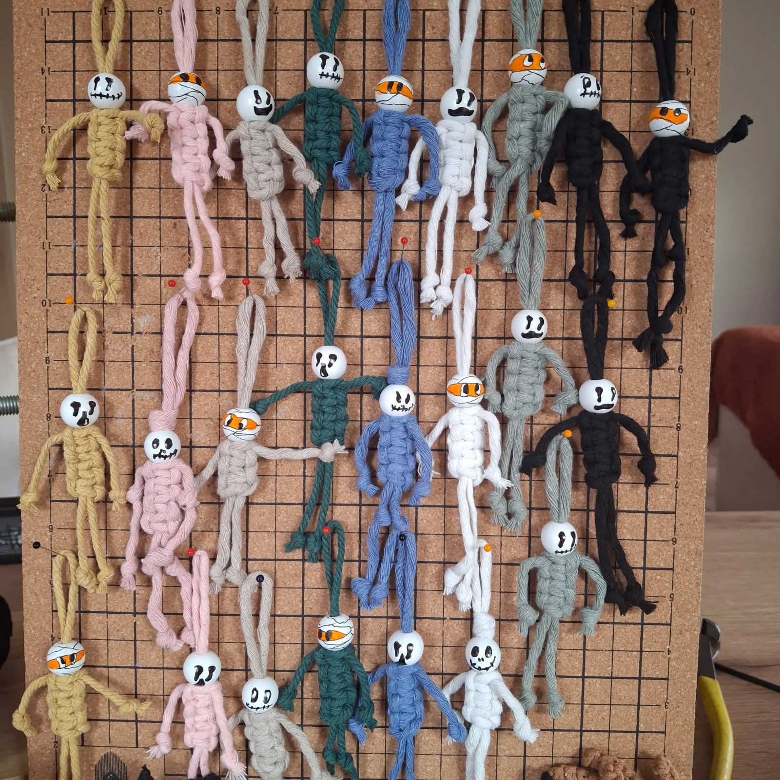 Squelettes en macramé